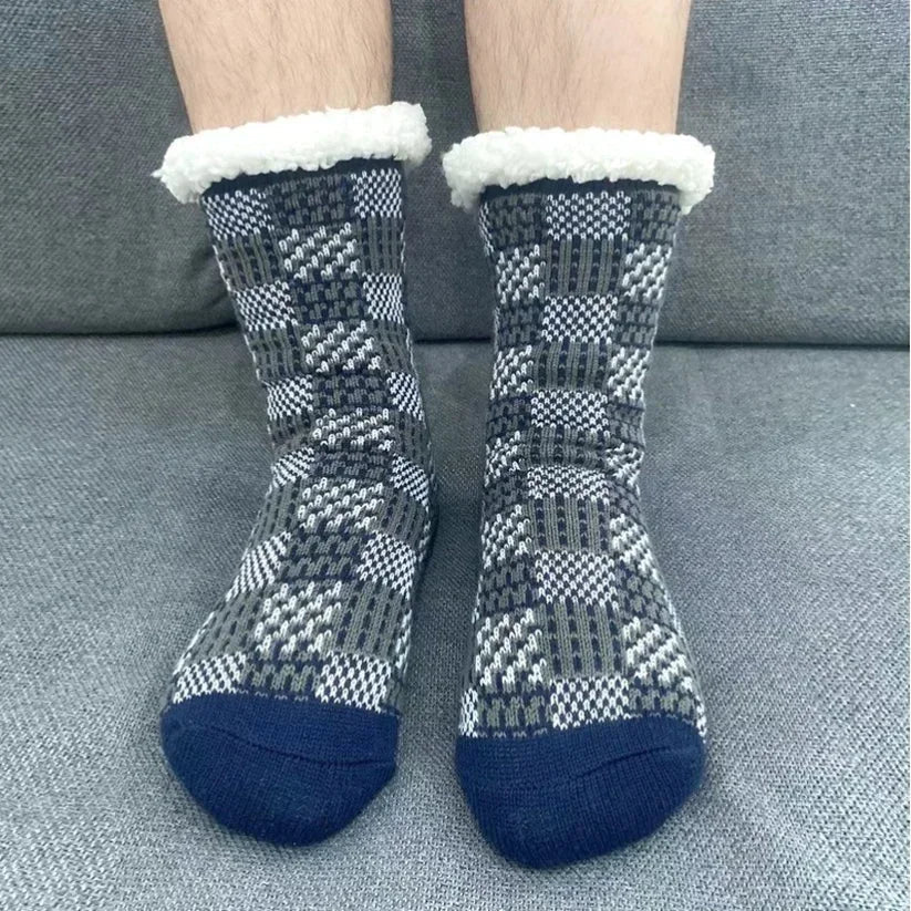 Grid red fluffy socks