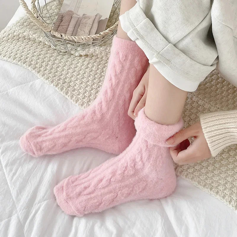 Pinky cute fluffy socks